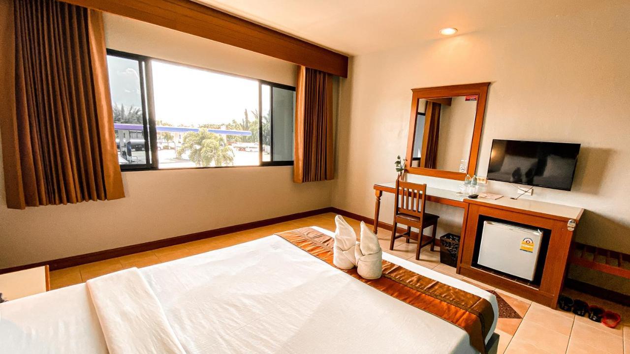 K2 Hotel @ Airport Surat Thani Exterior foto